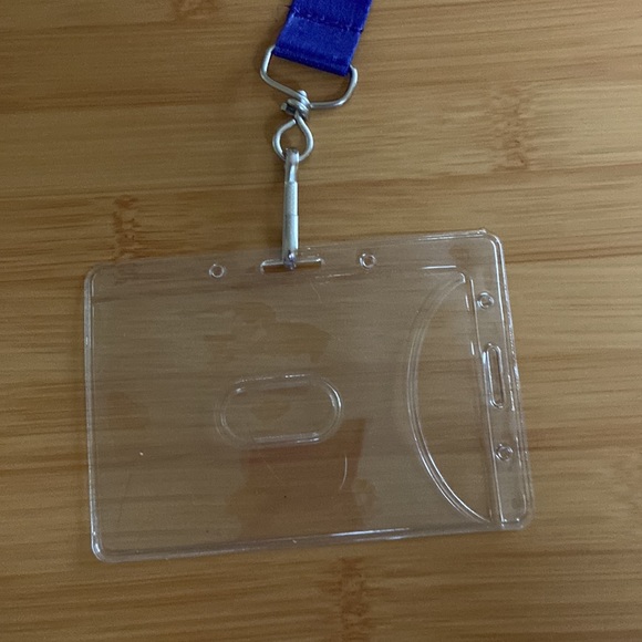 NWOT Disney magic key pass holders 2021 charter welcome bundle - Picture 6 of 6